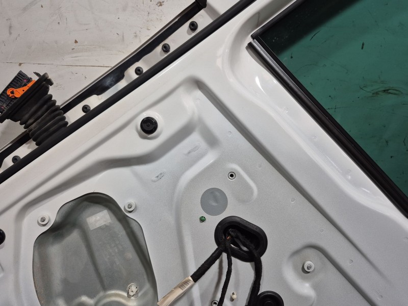 Recambio de puerta trasera derecha para volkswagen golf plus v (5m1, 521) 1.6 tdi referencia OEM IAM   