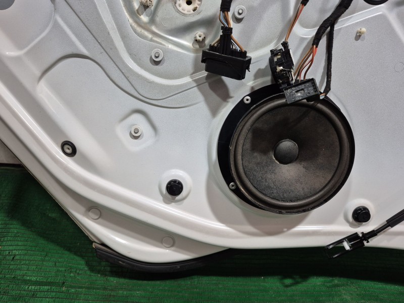 Recambio de puerta trasera derecha para volkswagen golf plus v (5m1, 521) 1.6 tdi referencia OEM IAM   