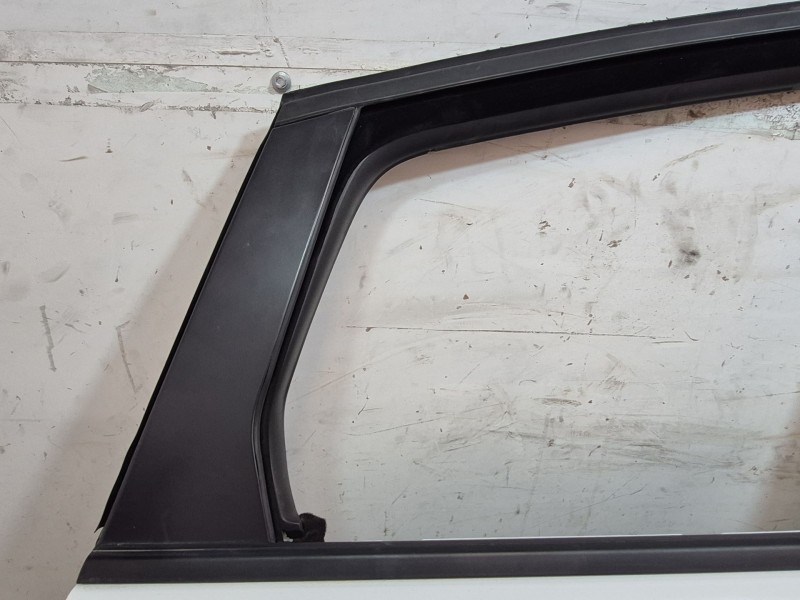 Recambio de puerta trasera derecha para opel astra j (p10) 1.7 cdti (68) referencia OEM IAM   