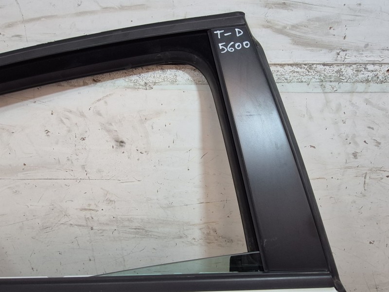 Recambio de puerta trasera derecha para opel astra j (p10) 1.7 cdti (68) referencia OEM IAM   