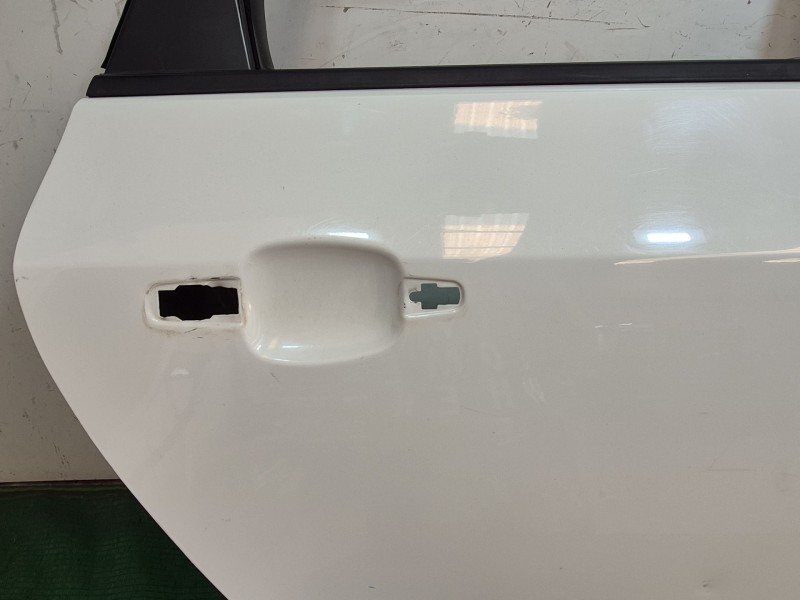 Recambio de puerta trasera derecha para opel astra j (p10) 1.7 cdti (68) referencia OEM IAM   