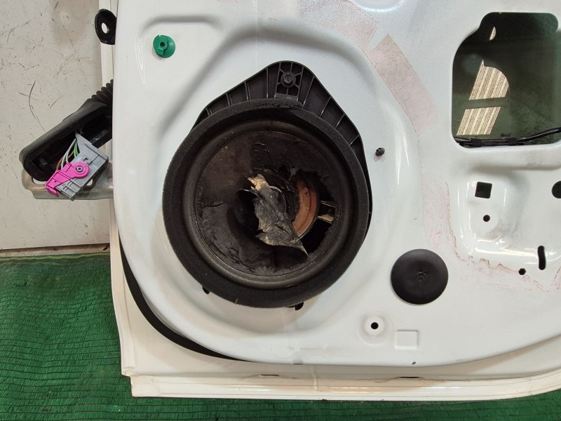 Recambio de puerta trasera derecha para opel astra j (p10) 1.7 cdti (68) referencia OEM IAM   