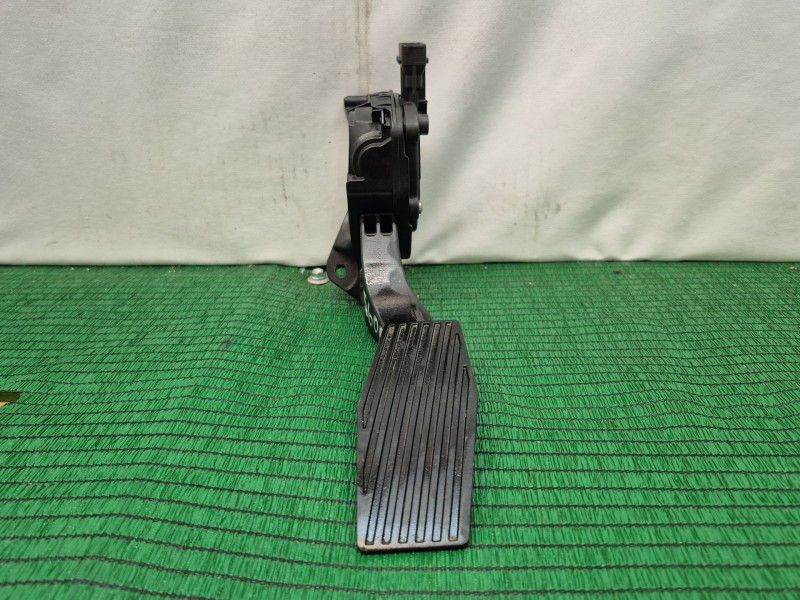 opel astra j (p10) del año 2011