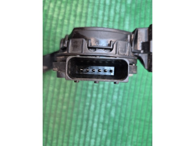 opel astra j (p10) del año 2011