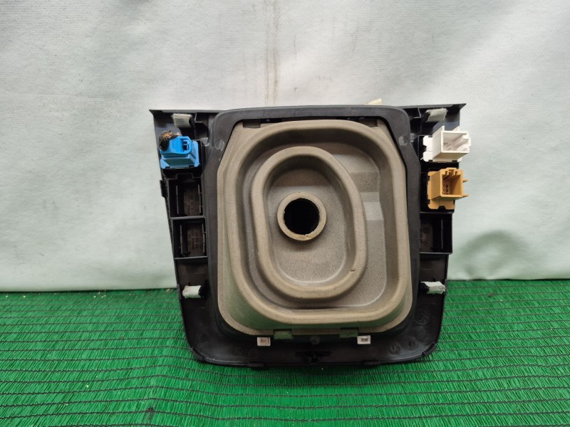 Recambio de pomo palanca cambio para volkswagen passat b6 (3c2) 2.0 tdi 16v referencia OEM IAM   