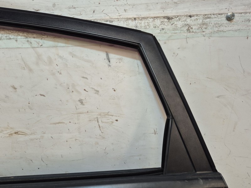 Recambio de puerta trasera izquierda para ford fiesta vi (cb1, ccn) 1.6 tdci referencia OEM IAM   