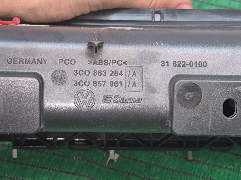 Recambio de cenicero para volkswagen passat b6 (3c2) 2.0 tdi 16v referencia OEM IAM   