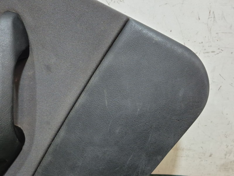 Recambio de guarnecido puerta trasera izquierda para bmw 3 (e46) 320 d referencia OEM IAM 0016019732 / F0222408  