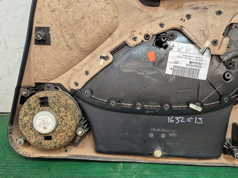 Recambio de guarnecido puerta delantera izquierda para bmw 3 (e46) 320 d referencia OEM IAM 0016170191 F022440 