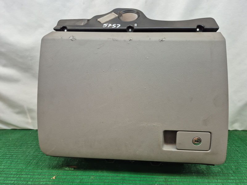 Recambio de guantera para volkswagen passat b6 (3c2) 2.0 tdi 16v referencia OEM IAM 3C1857114 3C1857114 3C1857114