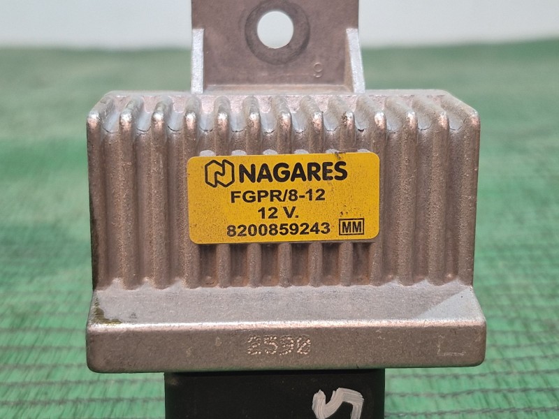 Recambio de caja precalentamiento para nissan qashqai i (j10, nj10) 1.5 dci referencia OEM IAM 82008592243 82008592243 820085922