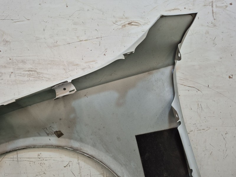 Recambio de aleta delantera derecha para audi s5 cabriolet (8f7) referencia OEM IAM   