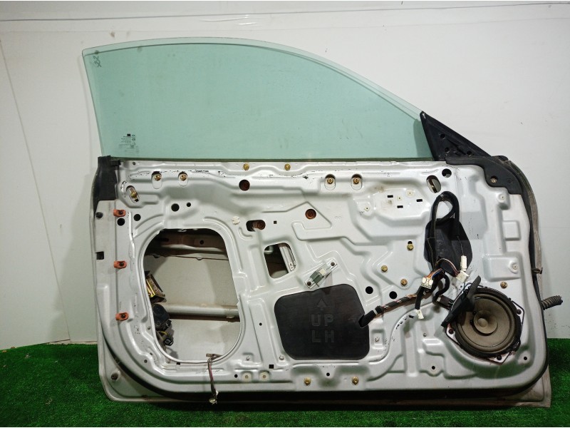 Recambio de puerta delantera izquierda para hyundai coupe (gk) 1.6 fx referencia OEM IAM    Recambio de puerta delantera izquierda para hyundai coupe (gk) 1.6 fx referencia OEM IAM