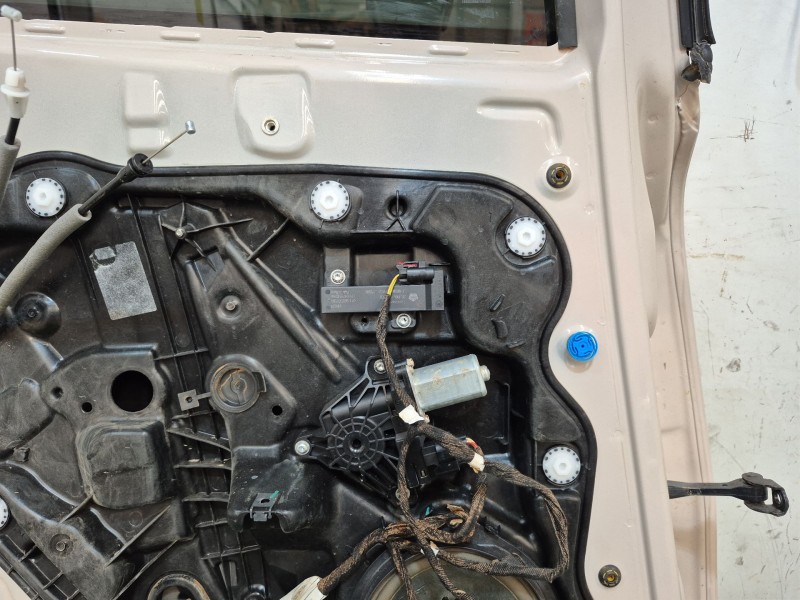 Recambio de puerta delantera derecha para fiat 500x (334_) 1.3 d multijet (334axh1a) referencia OEM IAM   