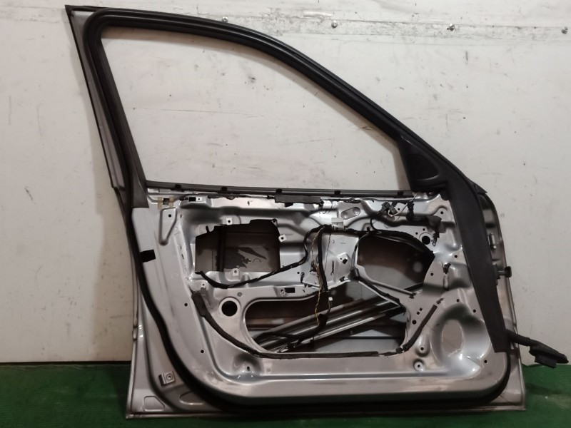 Recambio de puerta delantera izquierda para bmw 3 (e46) 320 d referencia OEM IAM   