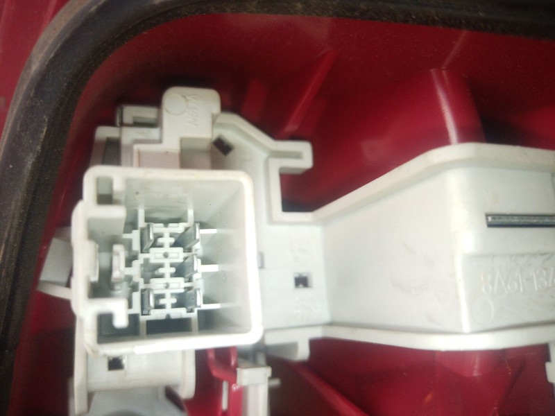 Recambio de piloto trasero maletero derecho para ford fiesta vi (cb1, ccn) 1.6 tdci referencia OEM IAM   
