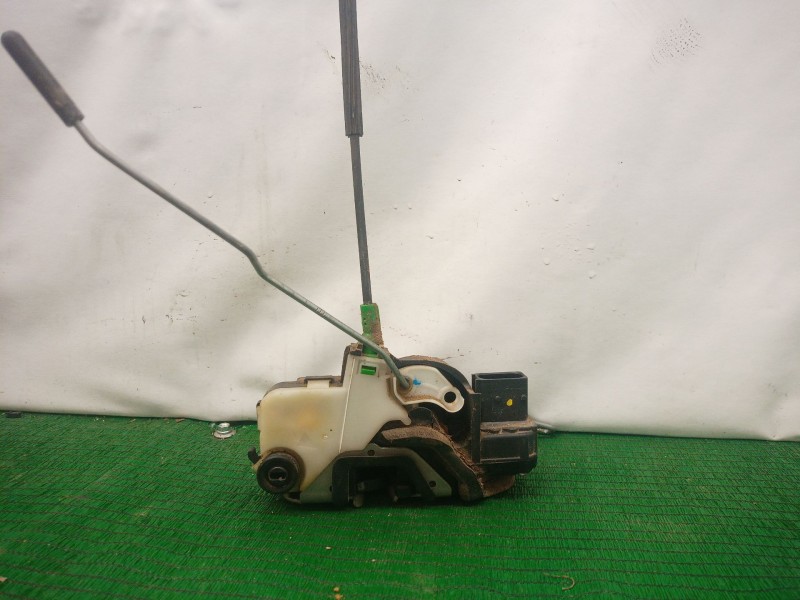 Recambio de cerradura puerta carga trasera derecha para opel astra j (p10) 1.7 cdti (68) referencia OEM IAM   