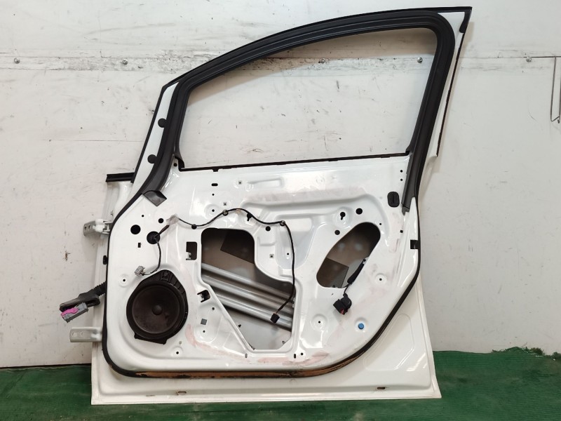 Recambio de puerta delantera derecha para opel astra j (p10) 1.7 cdti (68) referencia OEM IAM   
