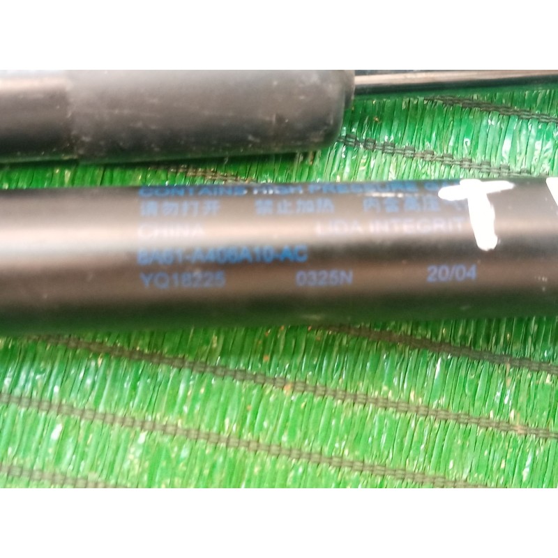 Recambio de amortiguador trasero para ford fiesta vi (cb1, ccn) 1.6 tdci referencia OEM IAM   