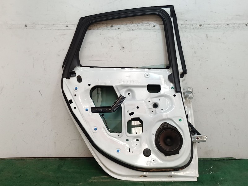 Recambio de puerta trasera izquierda para opel astra j (p10) 1.7 cdti (68) referencia OEM IAM   