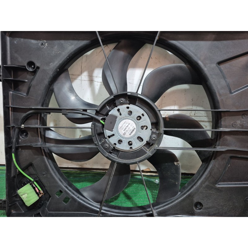 Recambio de electroventilador para opel astra j (p10) 1.7 cdti (68) referencia OEM IAM 0130308404 0130308404 52430295