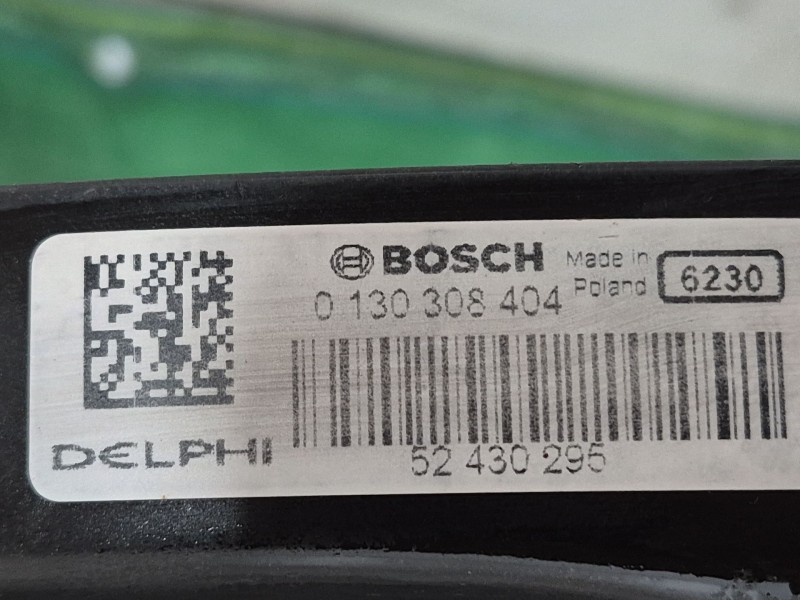 Recambio de electroventilador para opel astra j (p10) 1.7 cdti (68) referencia OEM IAM 0130308404 0130308404 52430295