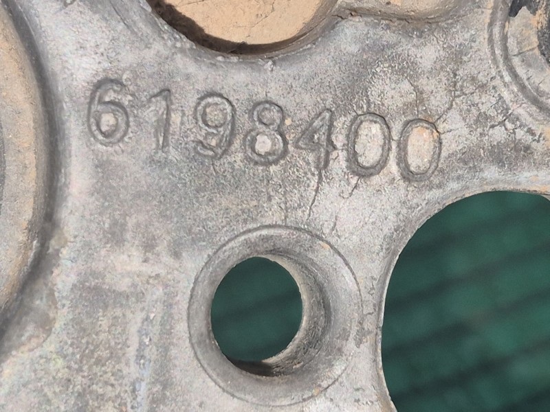 Recambio de volante para volkswagen golf vii (5g1, bq1, be1, be2) 1.6 referencia OEM IAM 6198400 6198400 6198400