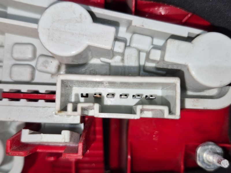 Recambio de piloto trasero maletero derecho para bmw 3 (e90) 318 i referencia OEM IAM   