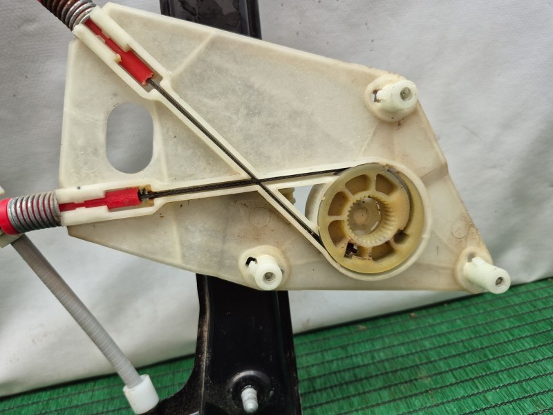 Recambio de elevalunas delantero derecho para volkswagen polo v (6r1, 6c1) 1.2 referencia OEM IAM   