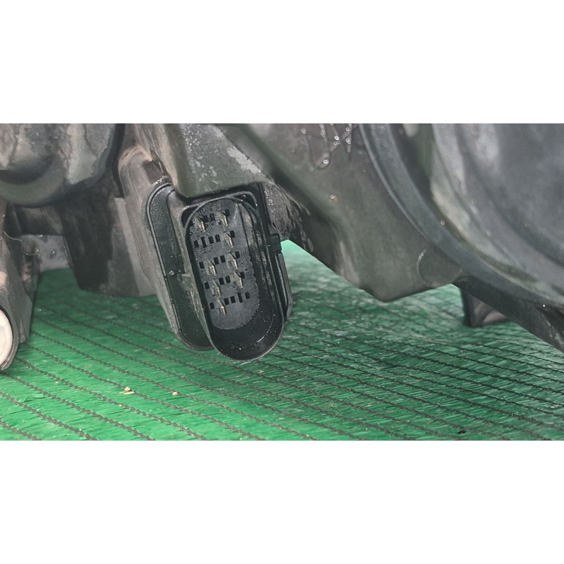 Recambio de faro delantero para volkswagen passat b6 (3c2) 2.0 tdi 16v referencia OEM IAM   