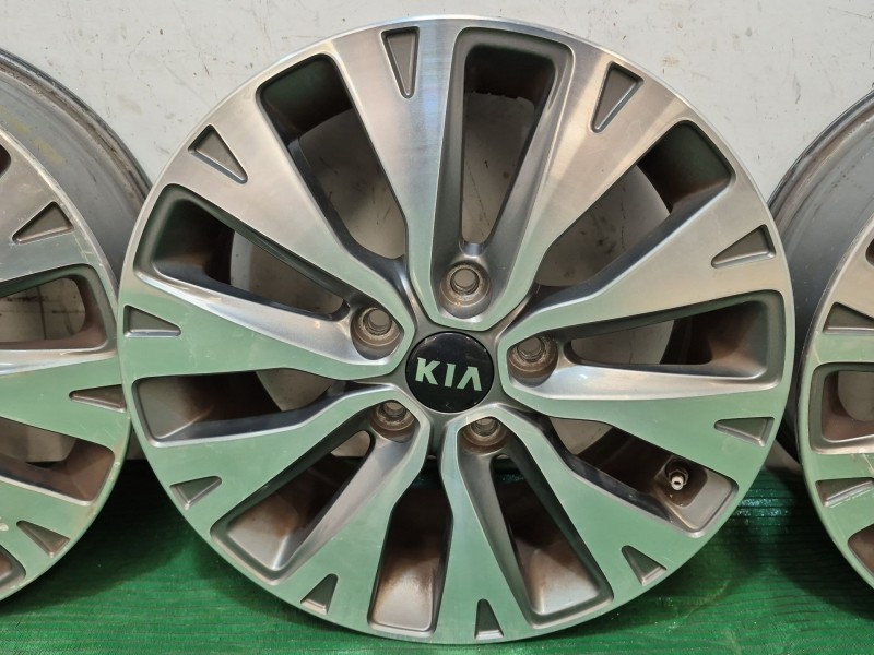 Recambio de juego llantas para kia cee´d (jd) 1.4 crdi 90 referencia OEM IAM   