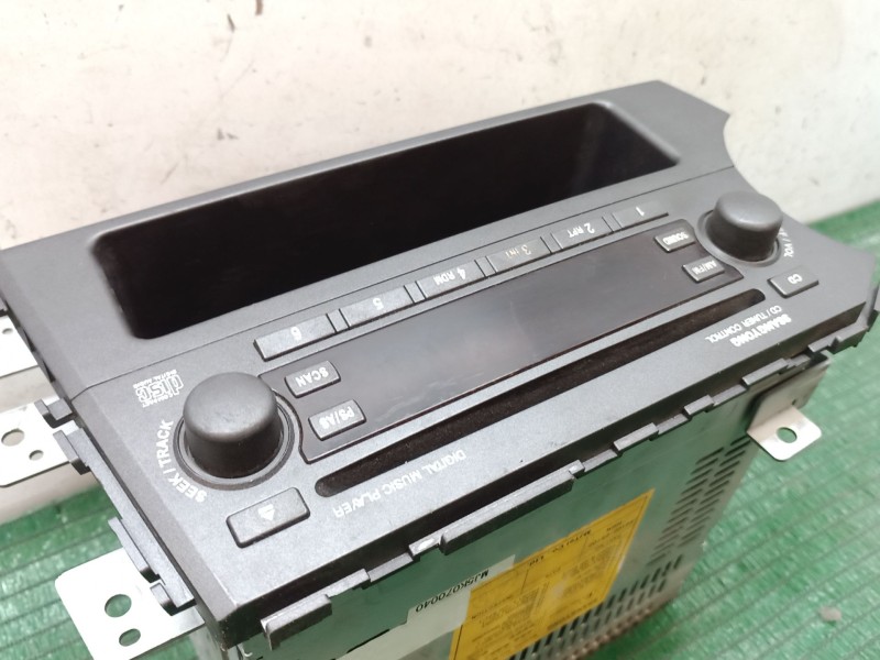 Recambio de sistema audio / radio cd para ssangyong kyron 200 xdi premium 4wd referencia OEM IAM   