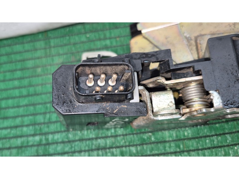 Recambio de cerradura maletero / porton para bmw 3 coupé (e36) 318 is referencia OEM IAM 8353012 8353012 8353012