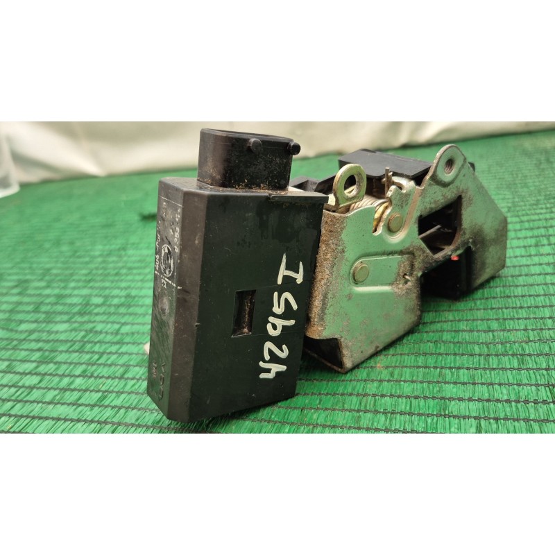 Recambio de cerradura maletero / porton para bmw 3 coupé (e36) 318 is referencia OEM IAM 8353012 8353012 8353012