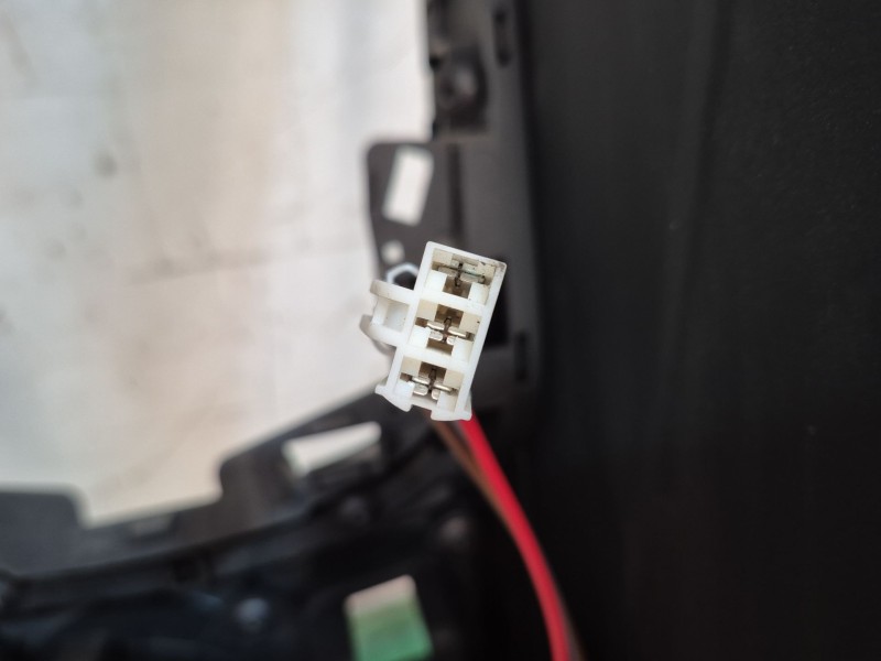 Recambio de consola central trasera para audi s5 cabriolet (8f7) referencia OEM IAM 8K0864981D 8K0864981D 0000240031