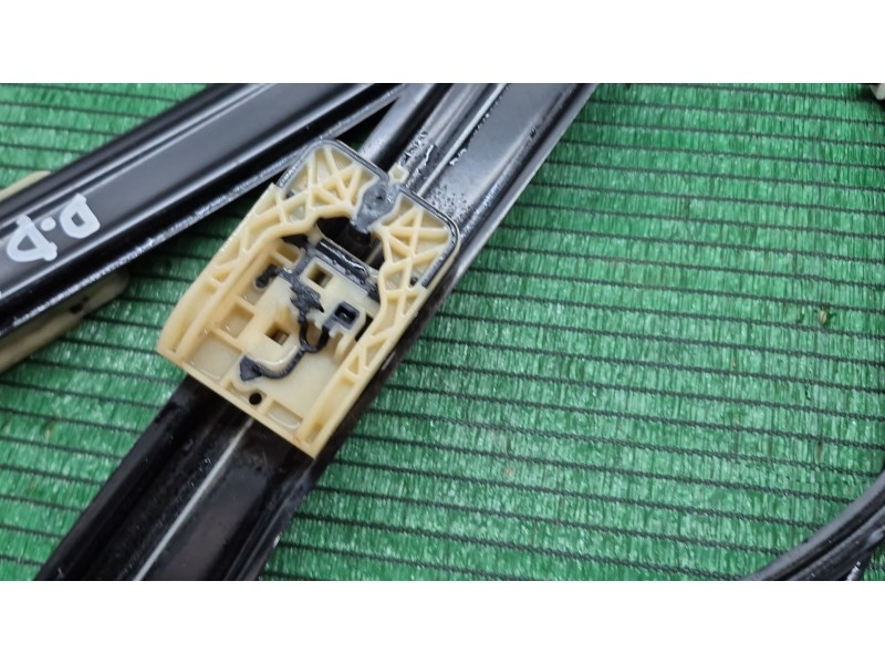 Recambio de elevalunas delantero derecho para volkswagen tiguan (ad1, ax1) 1.5 tsi referencia OEM IAM   