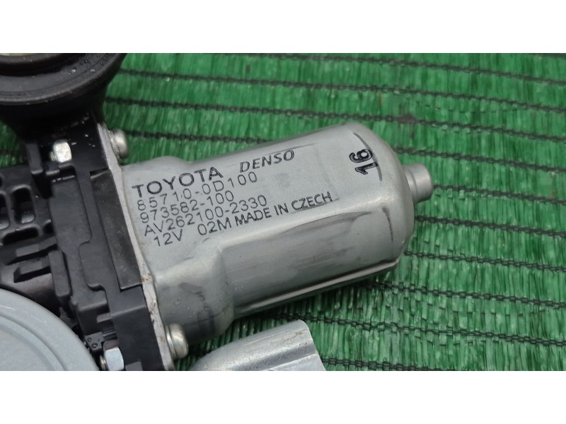 Recambio de elevalunas delantero derecho para toyota yaris (_p13_) 1.4 d (nlp130_) referencia OEM IAM 857100D100 857100D100 8571