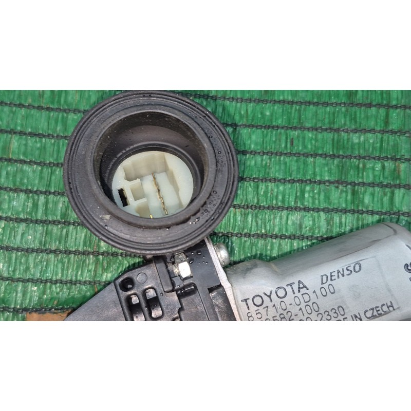 Recambio de elevalunas delantero derecho para toyota yaris (_p13_) 1.4 d (nlp130_) referencia OEM IAM 857100D100 857100D100 8571