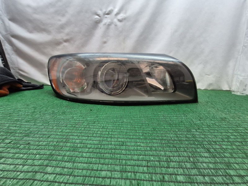 Recambio de piloto trasero derecho para toyota yaris (_p13_) 1.4 d (nlp130_) referencia OEM IAM 30698886 30698886 30698886