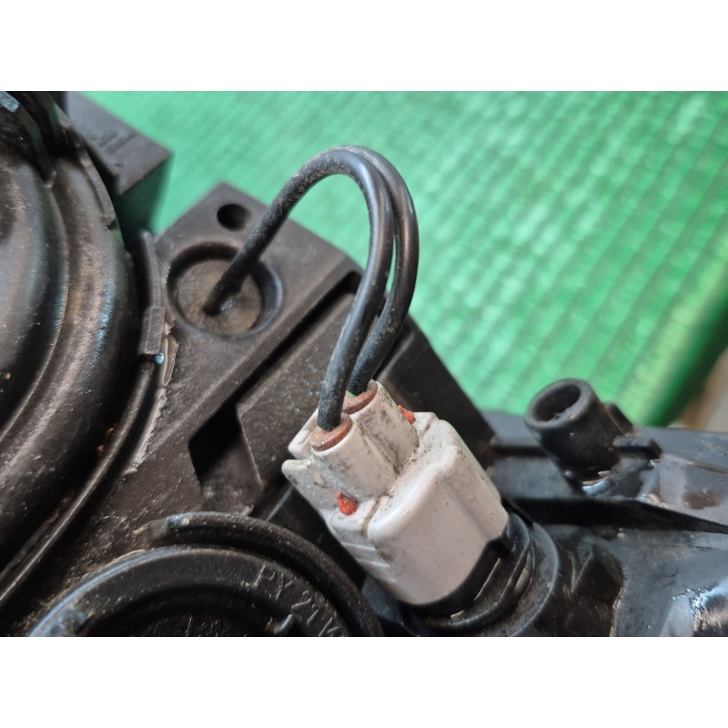 Recambio de piloto trasero derecho para toyota yaris (_p13_) 1.4 d (nlp130_) referencia OEM IAM 30698886 30698886 30698886