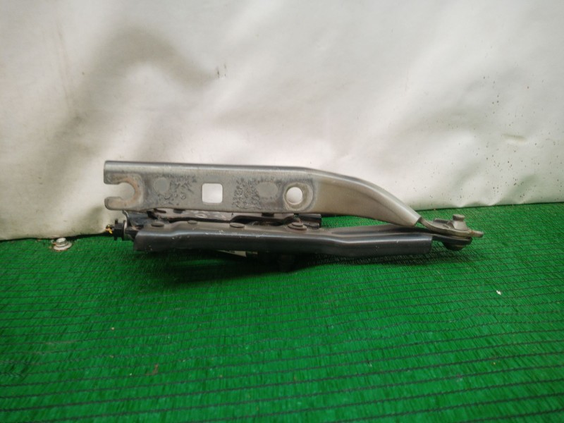 Recambio de bisagra puerta delantera derecha para volkswagen tiguan (ad1, ax1) 1.5 tsi referencia OEM IAM   