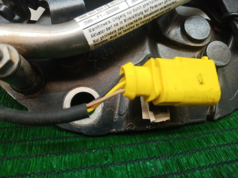 Recambio de bisagra puerta delantera derecha para volkswagen tiguan (ad1, ax1) 1.5 tsi referencia OEM IAM   