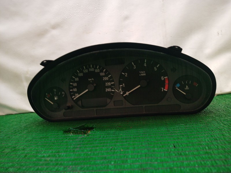 Recambio de cuadro instrumentos para bmw serie 3 compacto (e36) 316i referencia OEM IAM 110008645 110008645 110008645