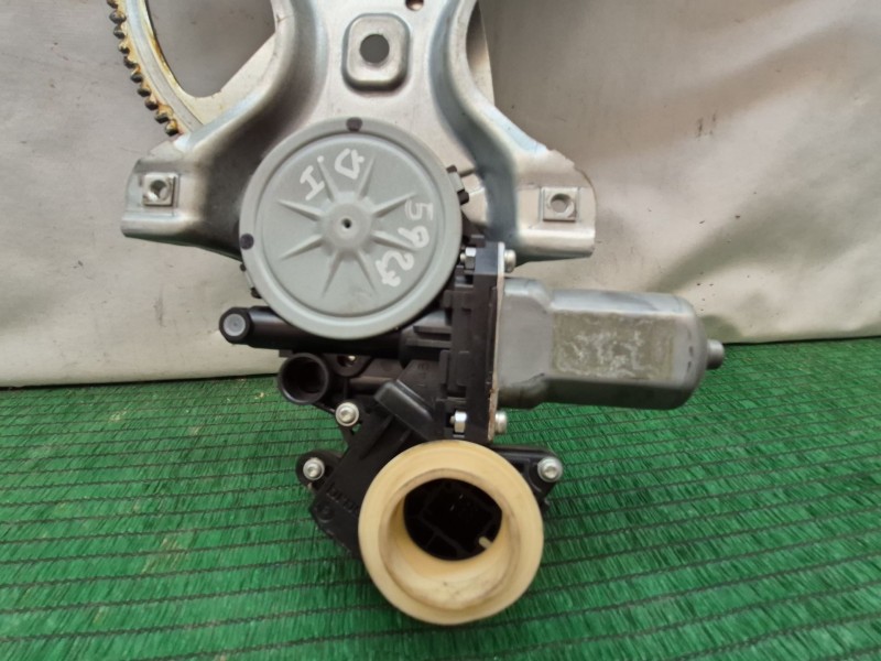 Recambio de elevalunas delantero izquierdo para toyota yaris (_p13_) 1.4 d (nlp130_) referencia OEM IAM   