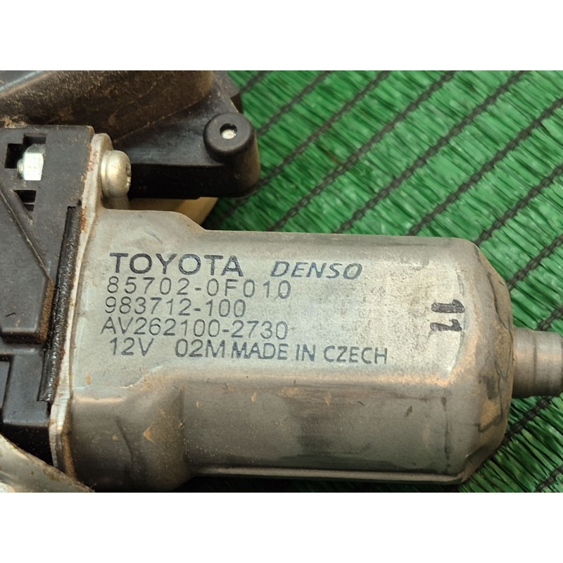 Recambio de elevalunas delantero izquierdo para toyota yaris (_p13_) 1.4 d (nlp130_) referencia OEM IAM   