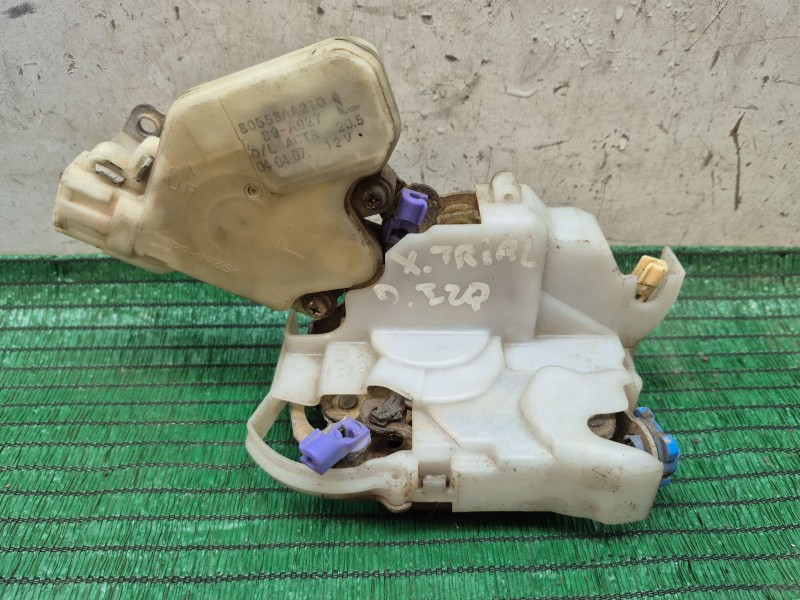 Recambio de cerradura puerta delantera izquierda para nissan x-trail (t30) comfort referencia OEM IAM 80553AA210 80553AA210 8055