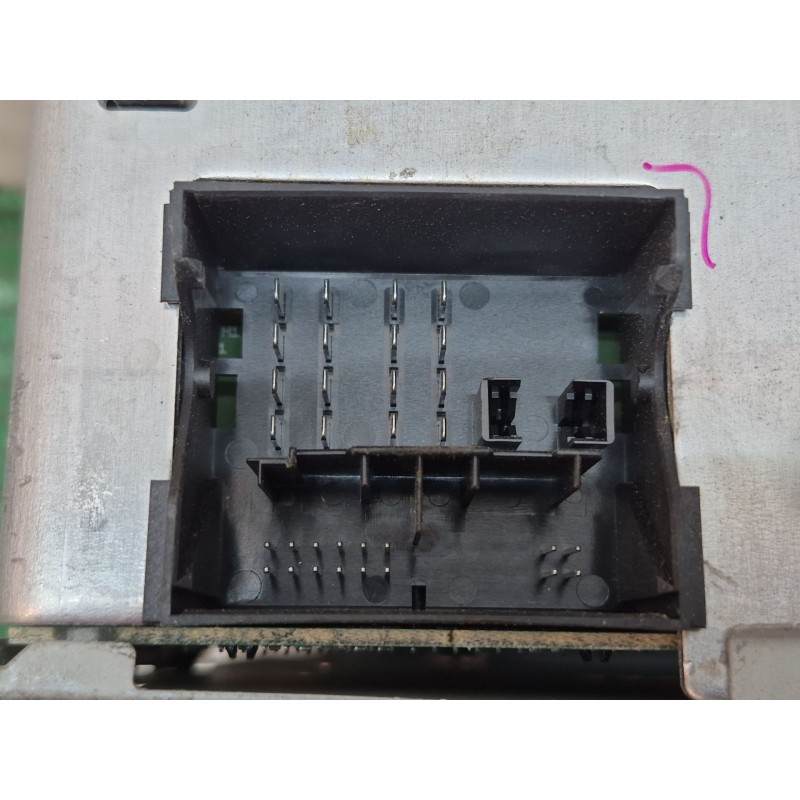Recambio de sistema audio / radio cd para ford mondeo ber. (ca2) ambiente referencia OEM IAM   