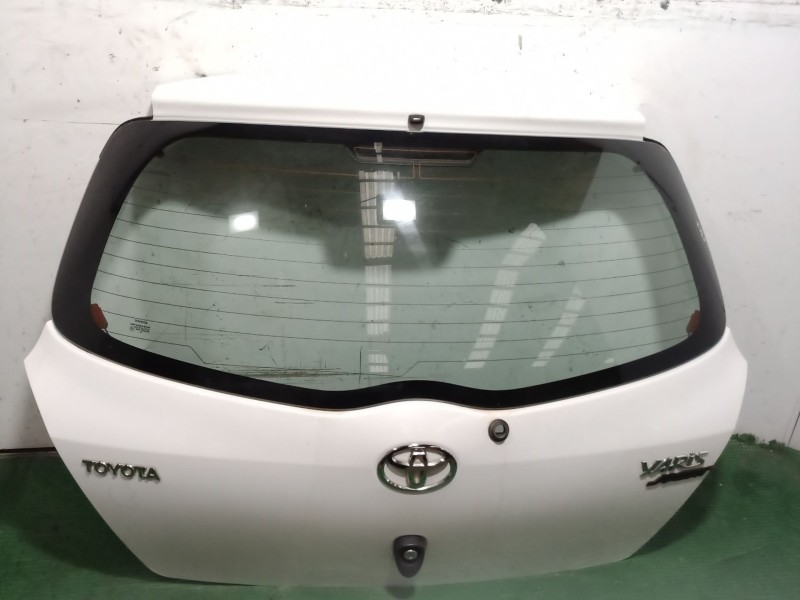 Recambio de porton trasero para toyota yaris (_p13_) 1.4 d (nlp130_) referencia OEM IAM   
