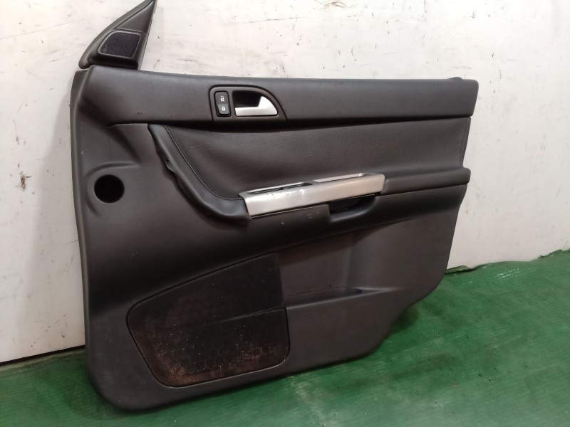 Recambio de guarnecido puerta delantera derecha para volvo v50 (545) 1.8 referencia OEM IAM   