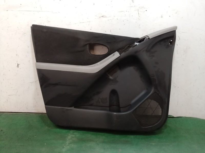 Recambio de guarnecido puerta delantera izquierda para toyota yaris (_p13_) 1.4 d (nlp130_) referencia OEM IAM   